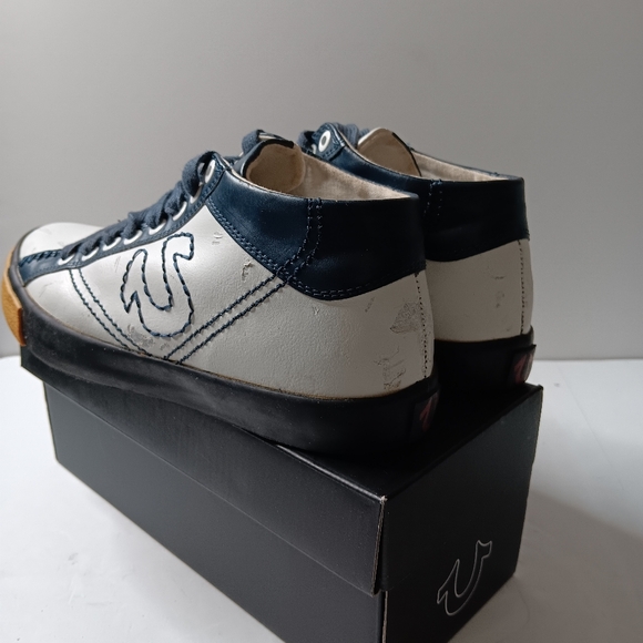 True Religion sneakers - Picture 4 of 9